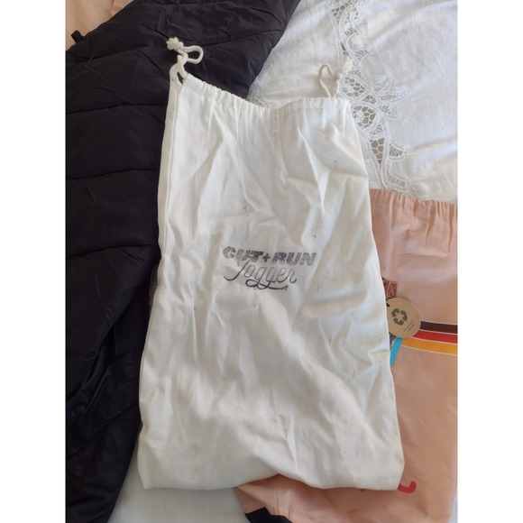 Rumpl The Original Puffy Blanket 1 Person 52x75 R100 Brown Tan Cut Run Jogger - Picture 5 of 9